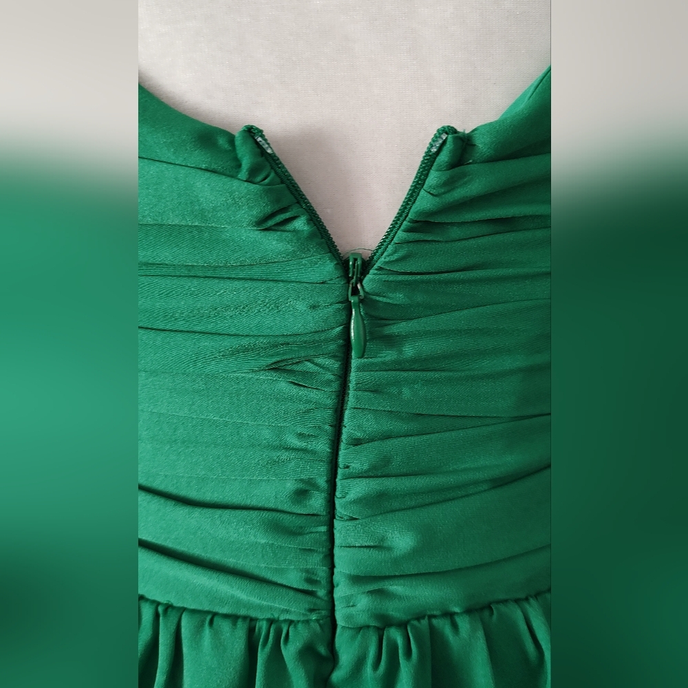 Lulus Daytime Darling Dress Color Green Style Mini Ruffles Size Small Good Cond. - Picture 8 of 10